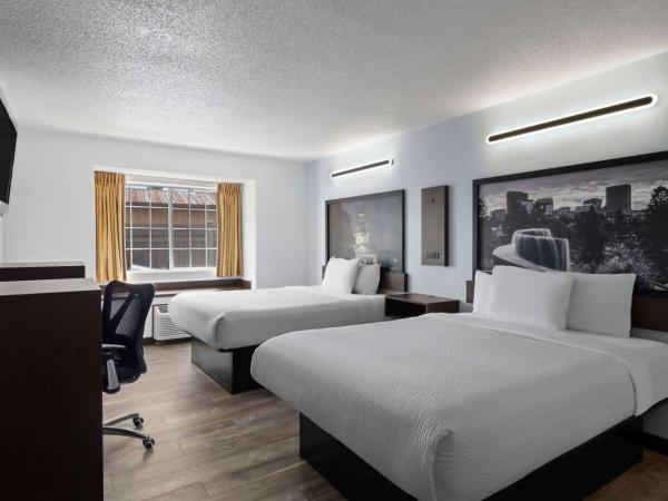 Super 8 by Wyndham Harbison/Parkridge Hospital : photo 1 de la chambre chambre lit queen-size de luxe – accessible aux personnes à mobilité réduite/non-fumeurs