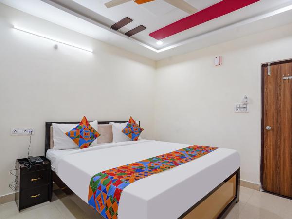 FabHotel Sri Karthikeya Grand : photo 1 de la chambre chambre deluxe