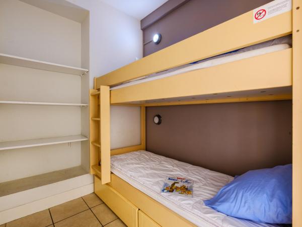 Résidence Pierre & Vacances Heliotel Marine : photo 5 de la chambre appartement 1 chambre avec coin couchage dans alcôve et climatisation (6 personnes)