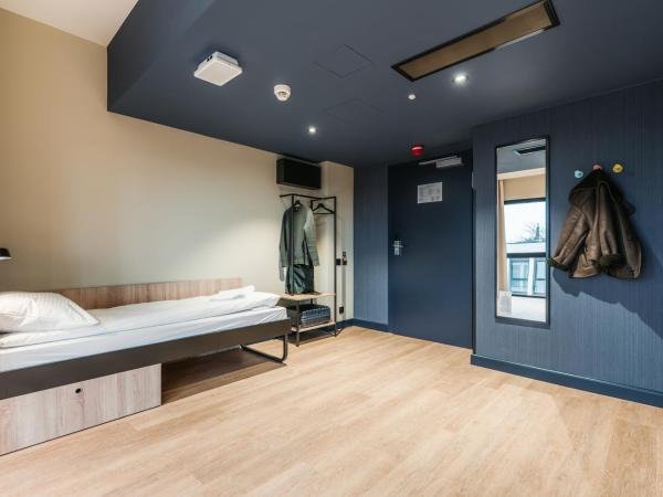 MEININGER Kraków Centrum : photo 4 de la chambre chambre triple