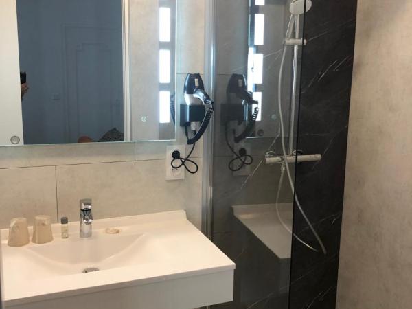 Cit'Hotel Atlantis : photo 3 de la chambre chambre triple