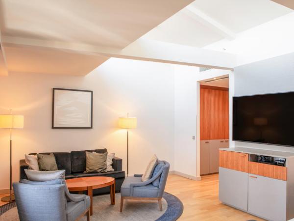 Hilton Cologne : photo 6 de la chambre suite junior