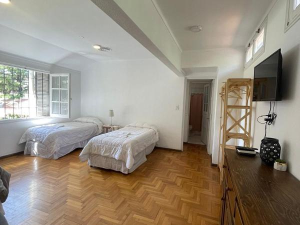 Casabella Bed & Breakfast : photo 1 de la chambre chambre familiale avec salle de bains privative