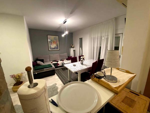 Super Horizont -FREE PARKING AND JACCUZZI : photo 2 de la chambre studio familial