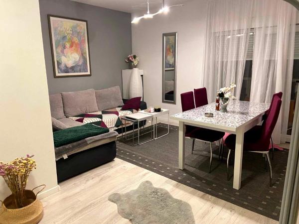Super Horizont -FREE PARKING AND JACCUZZI : photo 1 de la chambre studio familial