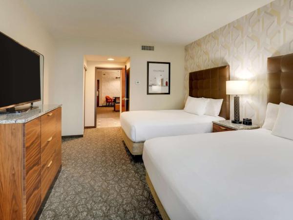 Drury Plaza Hotel Columbus Downtown : photo 3 de la chambre suite lit queen-size avec canapé-lit