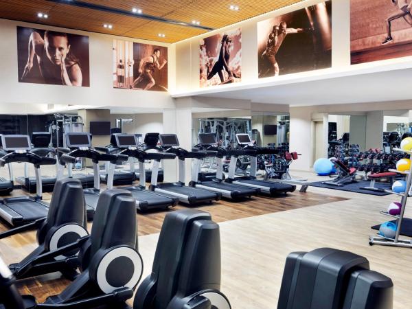 Istanbul Marriott Hotel Sisli : photo 2 de la chambre chambre lit king-size deluxe - vue sur ville