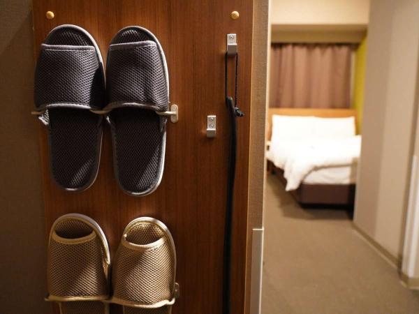 Dormy Inn Osaka Tanimachi : photo 3 de la chambre chambre double avec douche - non-fumeurs