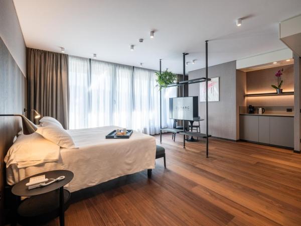 DUPARC Contemporary Suites : photo 10 de la chambre suite junior avec terrasse