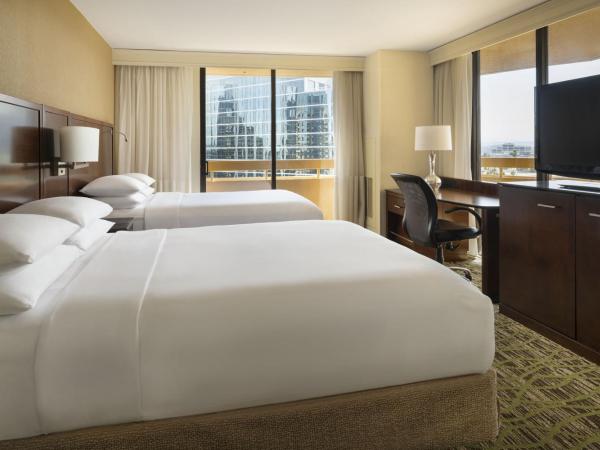 San Diego Marriott La Jolla : photo 4 de la chambre chambre lit king-size d'angle avec balcon