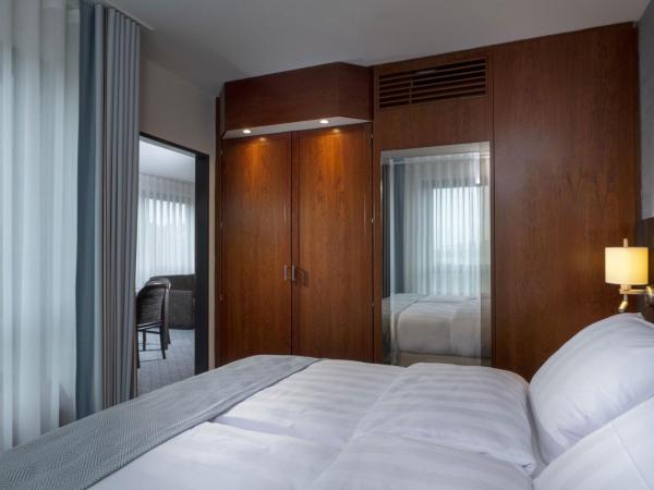 Maritim Hotel Bremen : photo 6 de la chambre suite