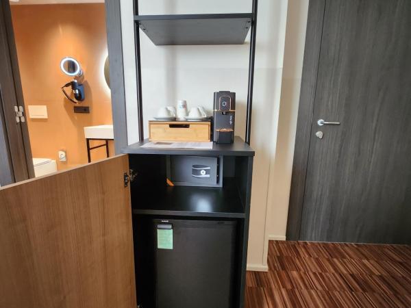 Bleis Hotel ex Hotel Imperial : photo 5 de la chambre chambre simple standard