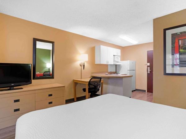 Extended Stay America Suites - Houston - Med Ctr - Greenway Plaza : photo 4 de la chambre studio lit queen-size - non-fumeurs
