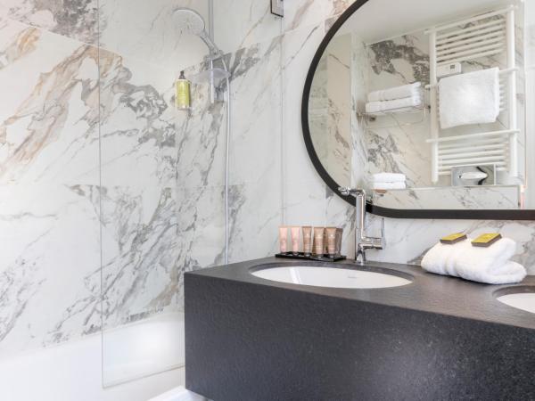 Hôtel Du Bois Champs-Elysées : photo 9 de la chambre chambre triple prestige