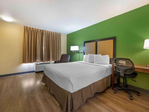 Extended Stay America Suites - Colorado Springs - West : photo 1 de la chambre studio avec 1 lit queen-size - accessible aux personnes à mobilité réduite - non-fumeurs