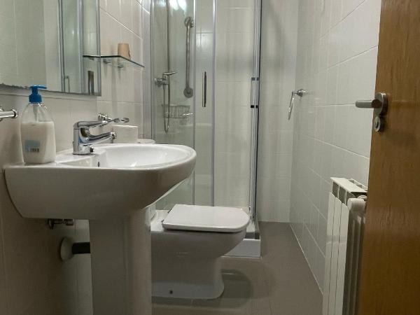 Casa Diocesana VIA LUCIS : photo 5 de la chambre chambre triple