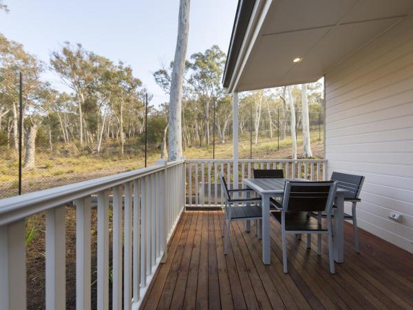 Alivio Tourist Park Canberra : photo 9 de la chambre garden villa (2 bedroom)