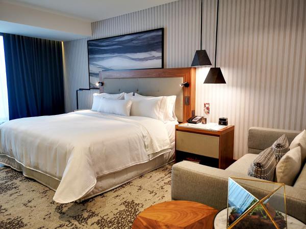 The Westin Monterrey Valle : photo 1 de la chambre chambre lit king-size deluxe - vue sur ville