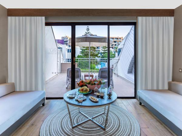 Susesi Luxury Resort : photo 4 de la chambre  chambre supérieure deluxe - vue sur piscine