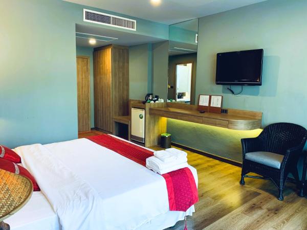 Chang Buri Resort & Spa : photo 7 de la chambre chambre de luxe - côté colline