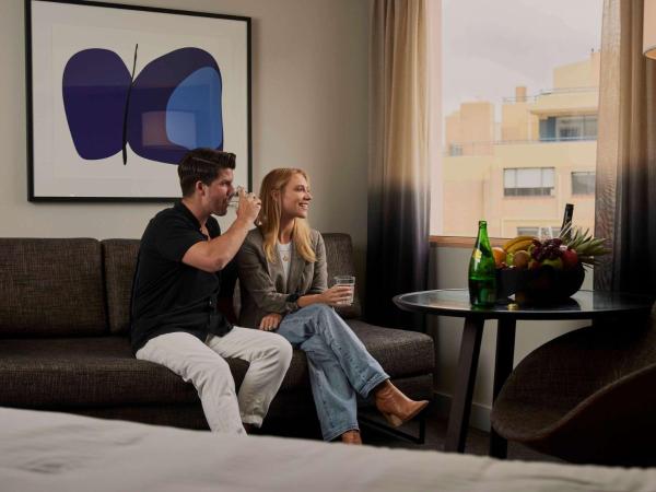 Novotel Sydney Darling Harbour : photo 4 de la chambre chambre supérieure lit queen-size