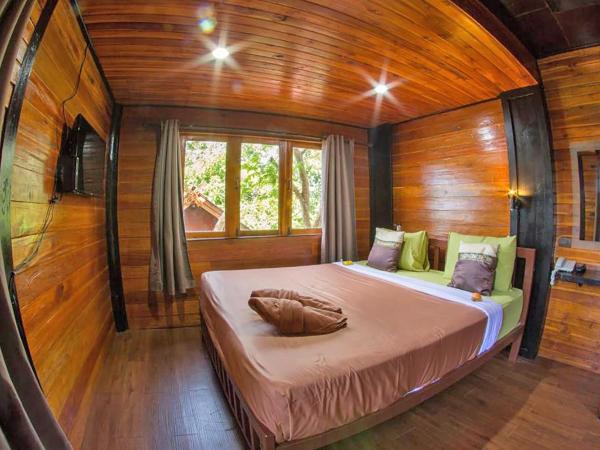 The Cobble Beach Hotel- Phi Phi Island : photo 2 de la chambre bungalow familial de luxe