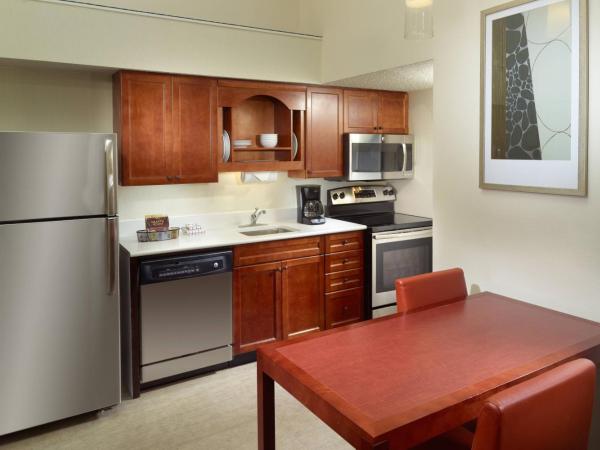 Residence Inn by Marriott Nashville Airport : photo 3 de la chambre suite 2 chambres
