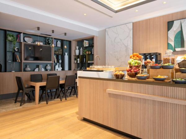 Brussels Marriott Hotel Grand Place : photo 8 de la chambre chambre lits jumeaux club - accès au salon club