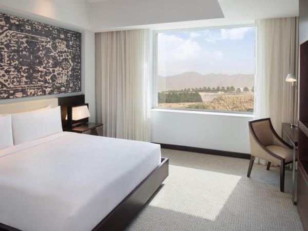 JW Marriott Hotel Muscat : photo 3 de la chambre chambre premium avec 1 lit king-size