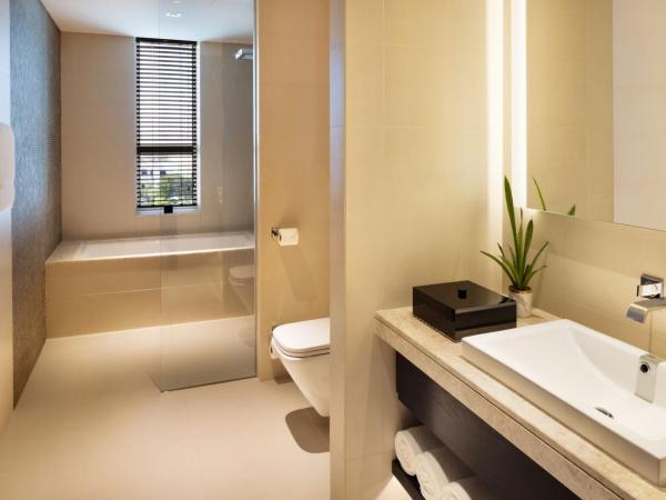 JW Marriott Hotel Muscat : photo 8 de la chambre chambre premium avec 1 lit king-size