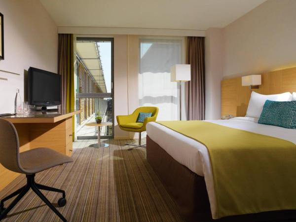 Courtyard by Marriott Montpellier : photo 5 de la chambre chambre standard lit king-size