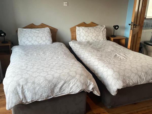 Douglasha House V93RX64 : photo 2 de la chambre chambre double ou lits jumeaux