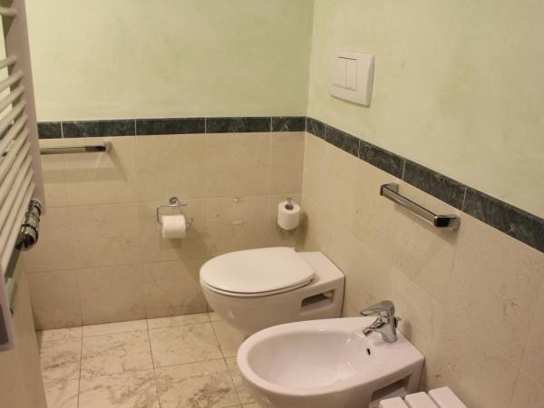 Club Hotel : photo 5 de la chambre chambre triple