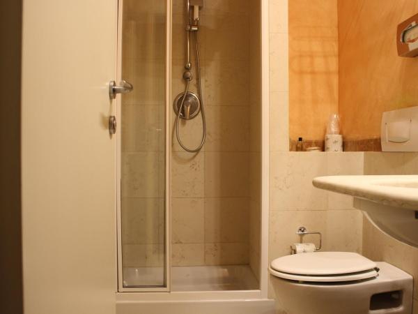 Club Hotel : photo 3 de la chambre chambre simple