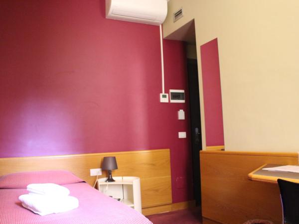 Club Hotel : photo 4 de la chambre chambre simple