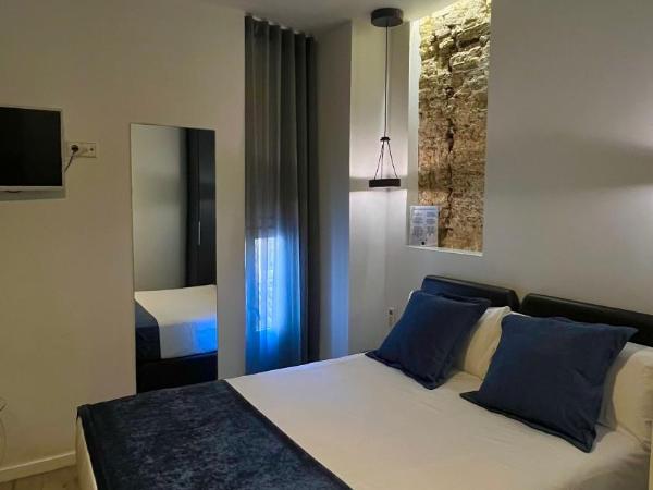 Hotel El Siglo : photo 8 de la chambre petite chambre double