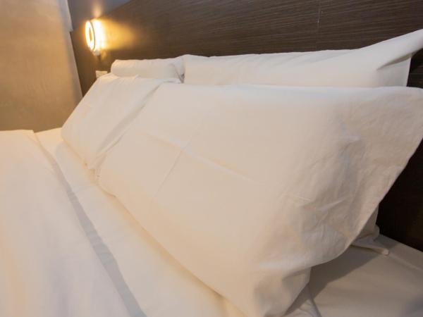 1 Hotel Signature : photo 5 de la chambre chambre lit king-size supérieure