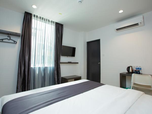 1 Hotel Signature : photo 3 de la chambre chambre lit king-size deluxe