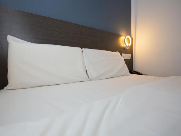 1 Hotel Signature : photo 5 de la chambre chambre lit queen-size deluxe