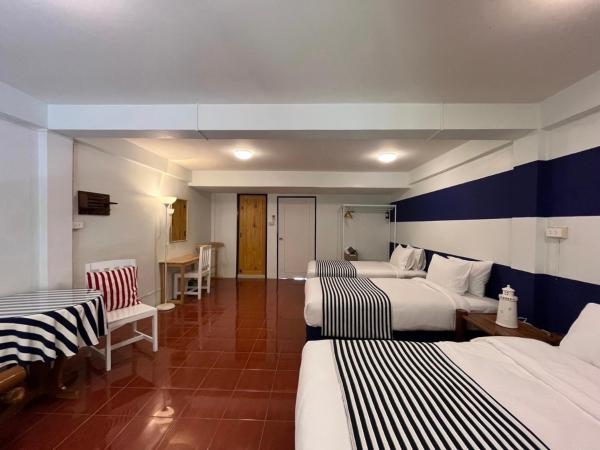 Nautical Home B&B Khaolak : photo 2 de la chambre chambre quadruple confort