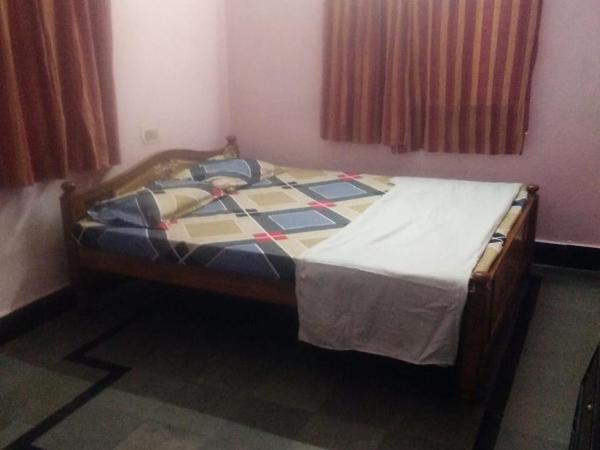 SIVA'S PARADISE : photo 6 de la chambre chambre double - vue sur jardin