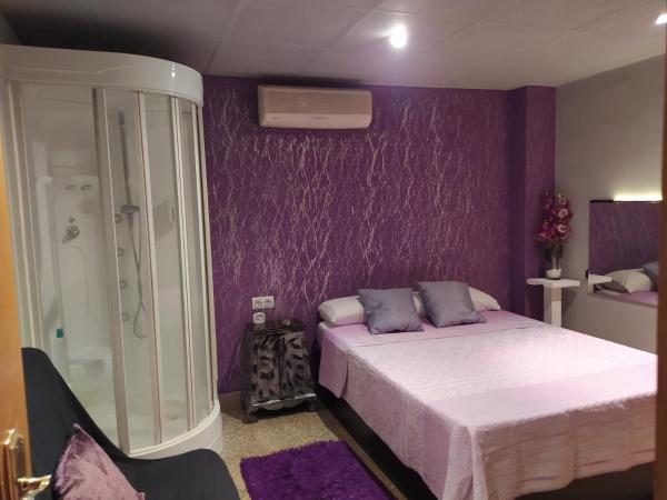 Hostal Happystay : photo 6 de la chambre chambre double deluxe avec douche