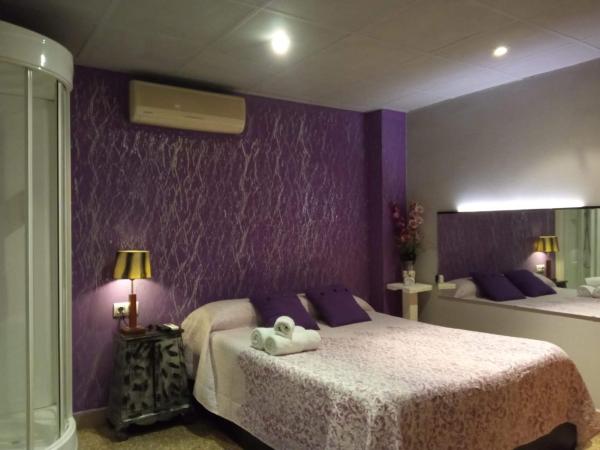 Hostal Happystay : photo 8 de la chambre chambre double deluxe avec douche
