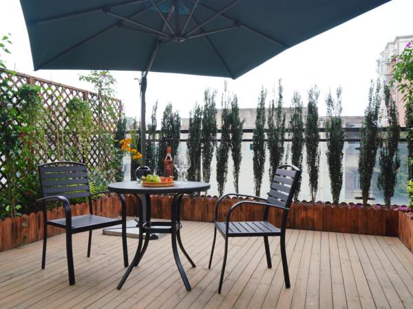 Atour Hotel Chengdu Jinniu Southwest Jiaotong University : photo 1 de la chambre jimu double room with courtyard