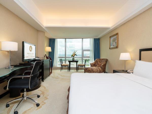 Oriental Ginza Hotel Shenzhen : photo 6 de la chambre chambre lit king-size deluxe - vue sur mer