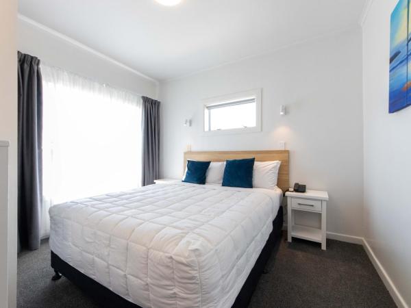 Aarangi Motel : photo 2 de la chambre chambre familiale avec salle de bains privative