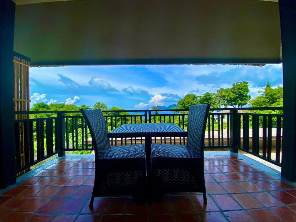 HIP Seaview Resort @ Phi Phi : photo 4 de la chambre chambre double deluxe avec balcon - vue sur mer