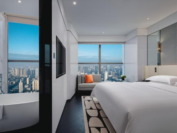 The Langbo Chengdu, in The Unbound Collection by Hyatt : photo 2 de la chambre suite 1 chambre
