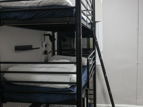 Onefam Waterloo 18-36 years old : photo 1 de la chambre  lit simple dans dortoir de 3 lits