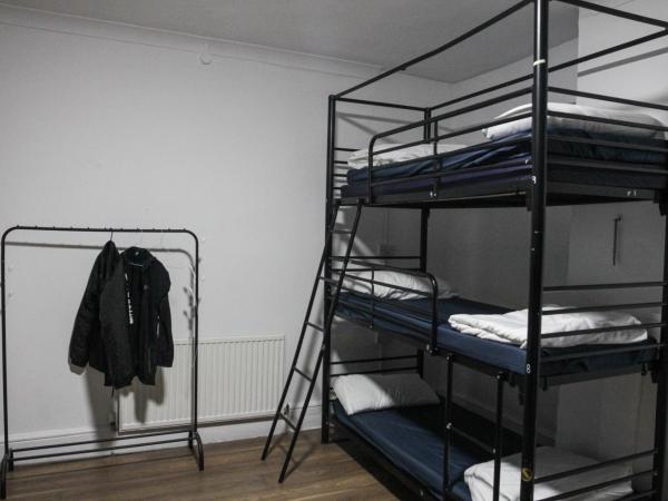 Onefam Waterloo 18-36 years old : photo 8 de la chambre  lit simple dans dortoir de 3 lits